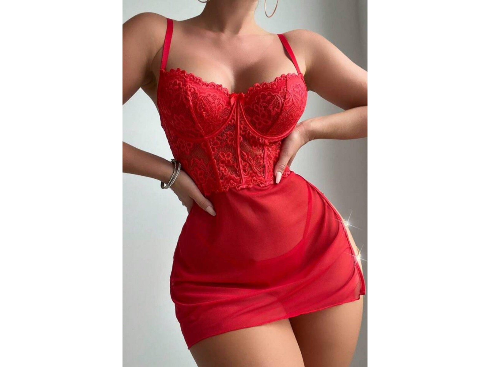 Bella Notte Kırmızı Özel Tasarım Zicir Aksesuarlı Gecelik 15576 S/M