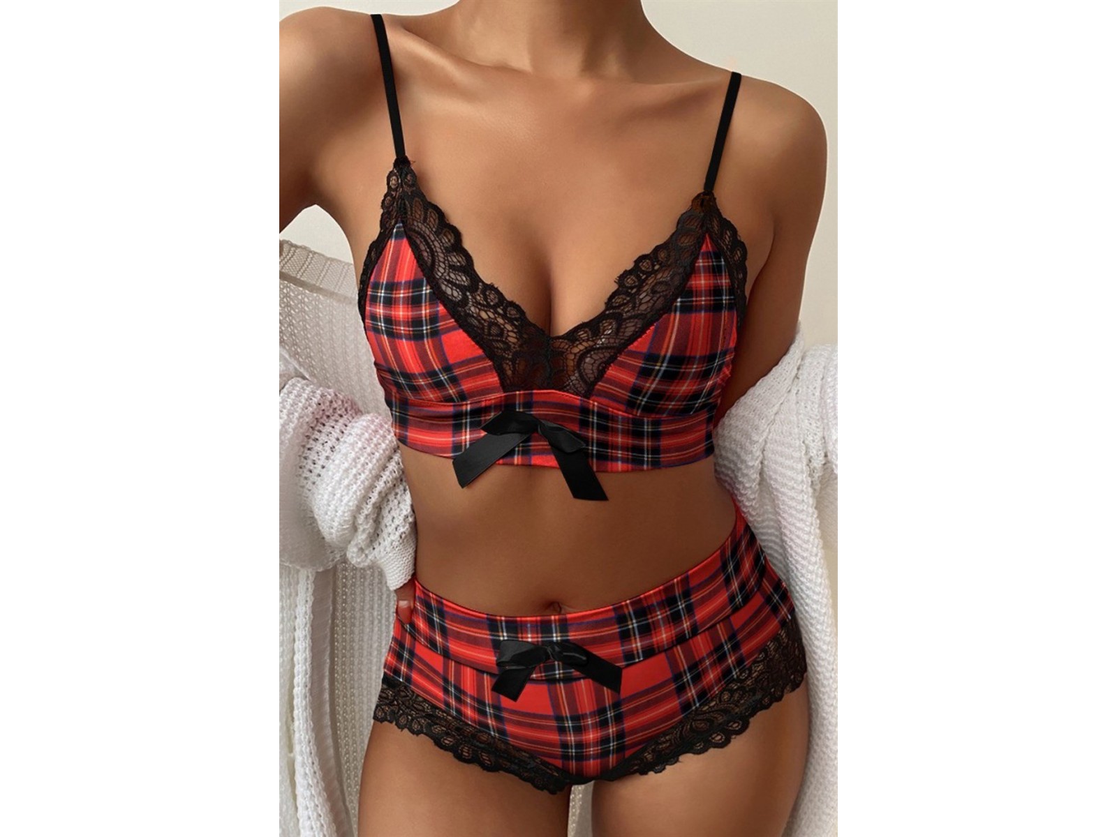 Bella Notte Kırmızı Seksi Çok Şık Yüksek Bel Şortlu Takım 18500